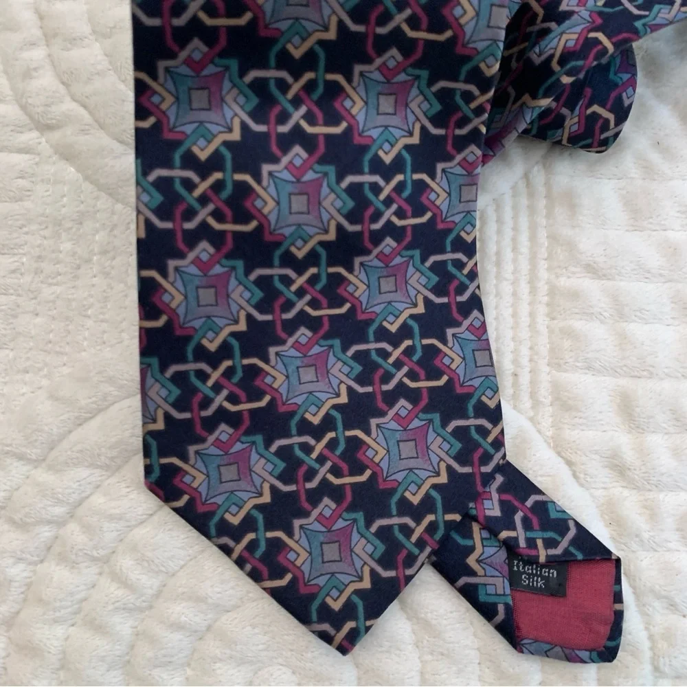 Zylos George Machado Italian Silk Navy Blue Patterned Tie